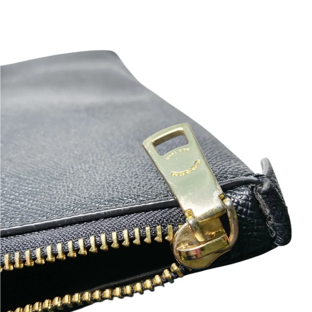Coach Gallery Tote in Black Crossgrain Leather